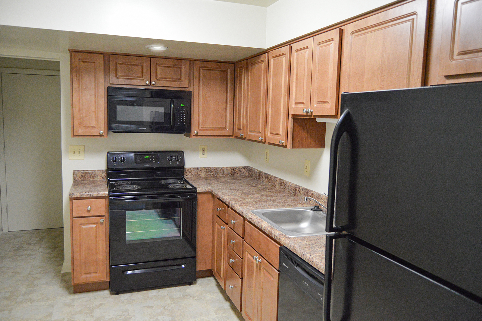 Renovated Kitchen at Cinnamon Ridge Apartments, Cockeysville, MD, 21030